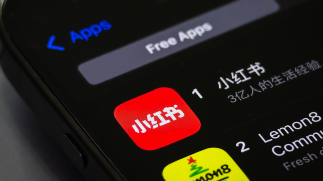 Die chinesischen Apps Xiaohongshu und Lemon8 stehen an der Spitze des App Stores, da ein TikTok-Verbot droht

