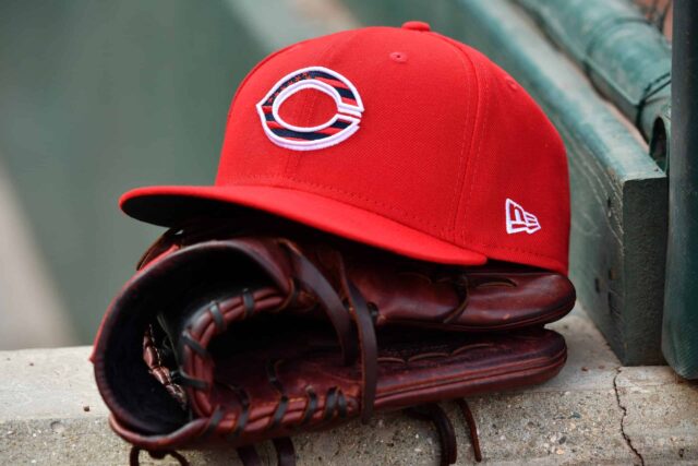 Reds unterschrieben Free Agent Outfielder am Dienstag

