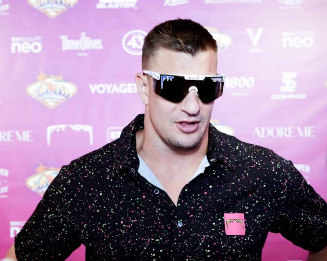 Rob Gronkowski verrät seine Meinung zur Einstellung von Mike Vrabel durch die Patriots

