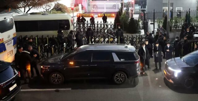 vehicles believed to be of investigators from the corruption investigation office for high ranking officials arrive at the impeached south korean president yoon suk yeol s official residence in seoul south korea on january 3 2025 photo reuters