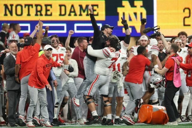 Ohio State gewinnt den ersten nationalen Titel seit 2014 und besiegt Notre Dame im CFP-Meisterschaftsspiel mit 34:23

