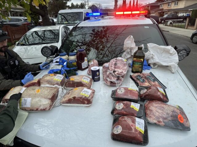 Stellvertreter des Sheriffbüros des Santa Clara County haben gestohlenes Fleisch im Wert von 1.200 US-Dollar zurückgeholt

