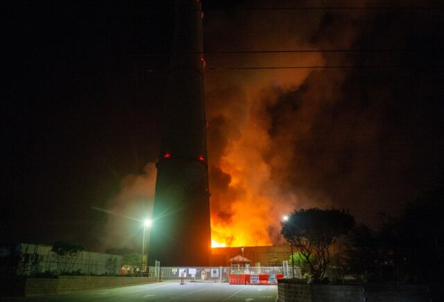 Batteriebrand in Moss Landing: Newsom fordert Untersuchung des Großbrandes

