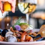 Krabbenliebhaber aufgepasst: Das Seafood & Sips Mendocino Fest findet vom 24. Januar bis 24. Februar statt. 2