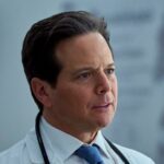 Scott Wolf diagnostiziert scherzhaft seine Familie, nachdem er vier verschiedene TV-Ärzte gespielt hat