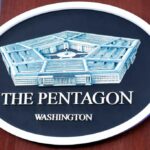 Trumps Kandidat für Pentagon -Waffenkäufer war eine Schlüsselfigur in der ersten Amtsenthebung des Präsidenten