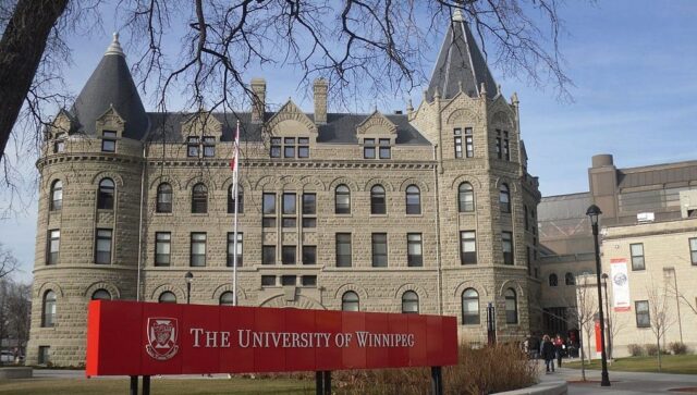 Winnipeg neueste kanadische Uni, um englischsprachige Programme zu schließen

