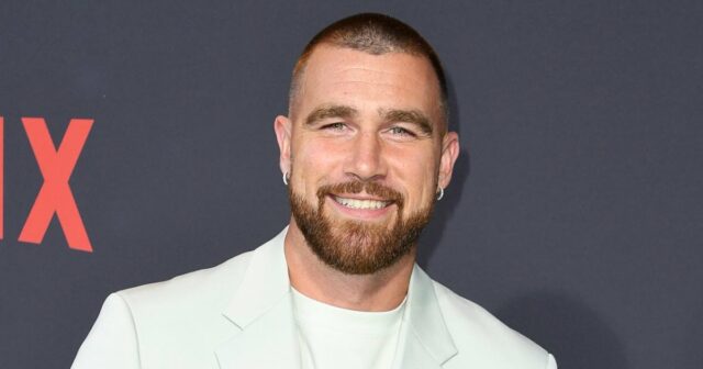 Warum Travis Kelce sich als Erwachsener als „Charles“ vorstellte

