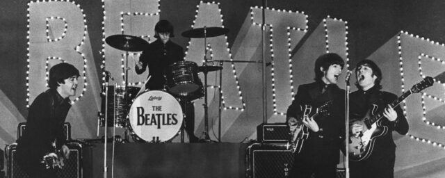 5 coole Instrumentalpassagen, die die Chemie der Beatles unter Beweis stellen

