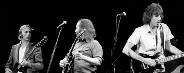 Die Texte von Crosby, Stills & Nash beklagen die verpassten Chancen der Band

