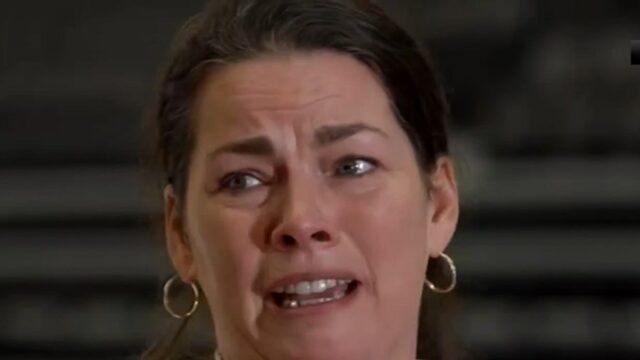 Nancy Kerrigan bricht in Tränen über Flugzeugabsturz zusammen, bei denen Figur Skater getötet wurde

