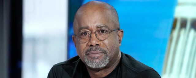 Darius Rucker teilt eine große Veränderung des Lebens mit Fans in sozialen Netzwerken

