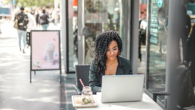 Bringen Sie sich mit Rosetta Stone eine neue Sprache bei

