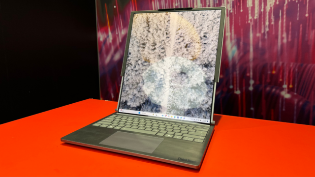 Erste Schritte mit Lenovos Notebook mit rollbarem Display auf der CES 2025: Der Preis lässt Sie die Augen verdrehen

