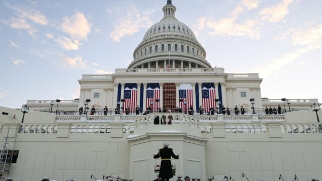 Trumps Amtseinführungs-Livestream: So können Sie zuschauen, wer anwesend ist und wann seine Befugnisse als Präsident in Kraft treten

