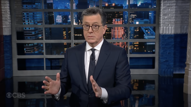 Stephen Colbert fasst Trumps Amtseinführung zusammen und kündigt Flughafenregeln an

