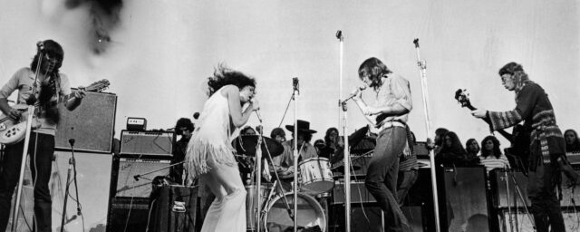 „Oh mein Gott, ups“: Der Unfall, der Woodstock für Jefferson Airplane entschieden keinen Spaß machte

