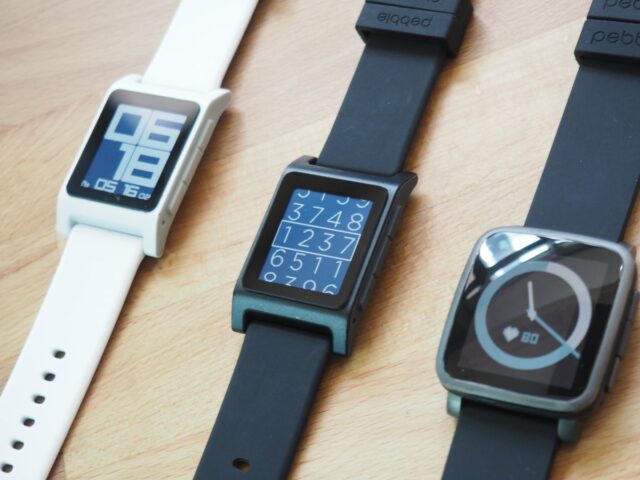 Smartwatch Pioneer und Dear Kickstarter, Pebble, kehrt in einer neuen Form zurück

