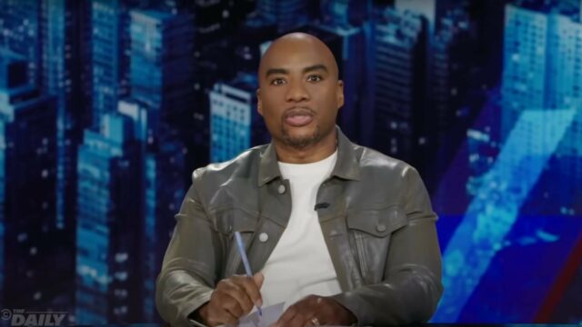 Charlamagne zu Gott scherzt, dass er AOC vermisst, wenn sie "nach Nicaragua deportiert wird", nachdem er sich geweigert hat, an der Amtseinführung von Trump teilzunehmen | Video

