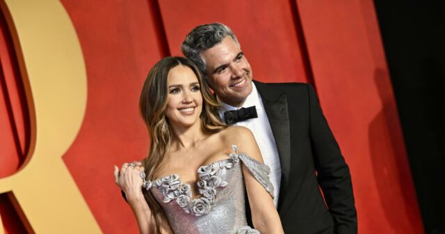 Jessica Alba bestätigt, dass sie und Cash Warren sich getrennt haben und „ein neues Kapitel aufschlagen“ werden

