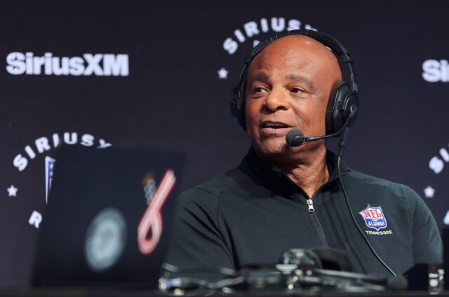 Warren Moon enthüllt seine Gedanken darüber, ob Eli Manning eine Hall of Famer ist

