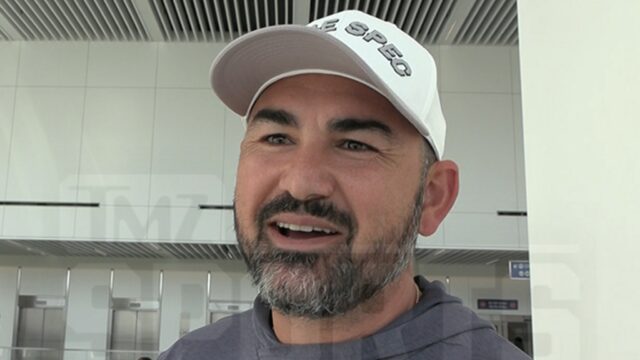 Adrian Gonzalez sagt, 2025 Dodgers könnten das beste LA-Team von "aller Zeiten" sein.

