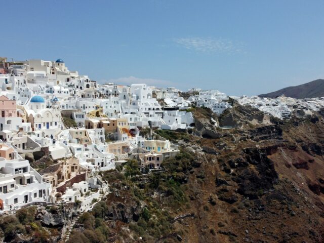 Griechenlands 'Instagram Island' von Santorini rasselte von 200 Erdbeben

