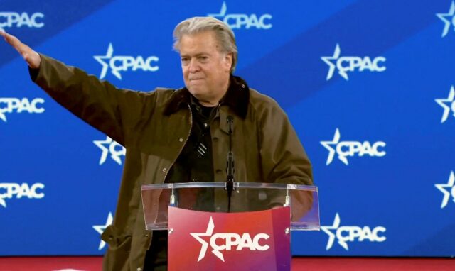 Frankreichs Bardella Cances CPAC -Rede nach Steve Bannons 'Nazi' Gestus

