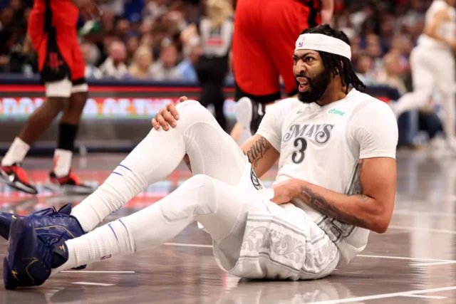 Fans reagieren auf Anthony Davis Injury News

