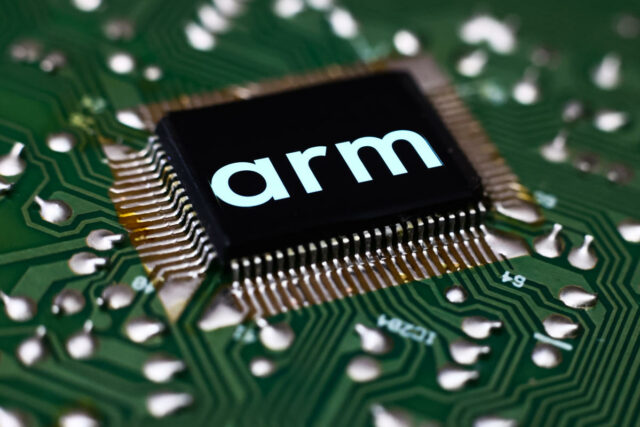 Arm entwickelt Berichten zufolge seinen eigenen internen Chip

