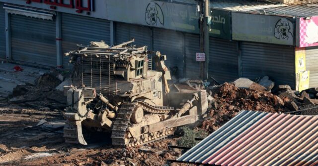 Israel zerstört Gebäude im Jenin des Westjordanlands, nachdem er älteren Mann getötet hat

