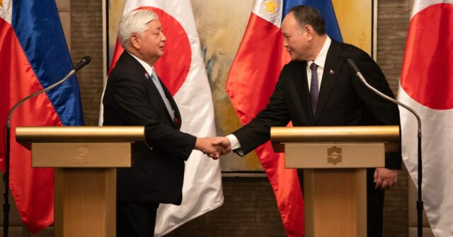 Japan, die Philippinen, um die militärischen Beziehungen mitten in der „ernsthaften“ Umgebung zu erhöhen

