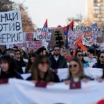 Tausende Proteste in Serbien und markieren vor drei Monaten tödlicher Dachkollaps