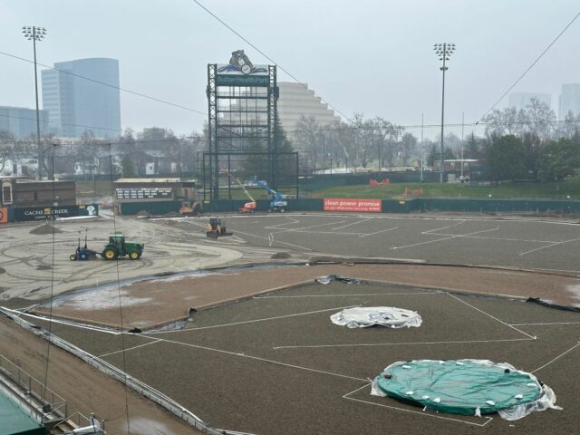 SF -Riesen, Sacramento -Fans versuchen, den Stadion des Stadions zu verstehen, während Manfred Baseballstadion Fortschritt lob

