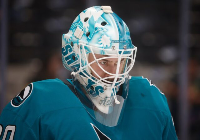 Sharks Top -Torwart -Perspektive verlässt das Spiel von San Jose Barracuda mit Verletzung

