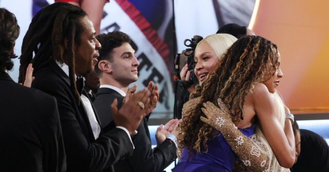 Beyonce besuchte die Grammys 2025 mit Jay-Z und Blue Ivy

