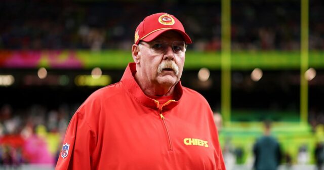 Der Trainer der Köche Andy Reid reagiert auf den Verlust des Super Bowl, drei Schläge

