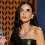 Demi Moore wird emotional, indem er ihren 1. SAG Award für die beste Schauspielerin gewinnt