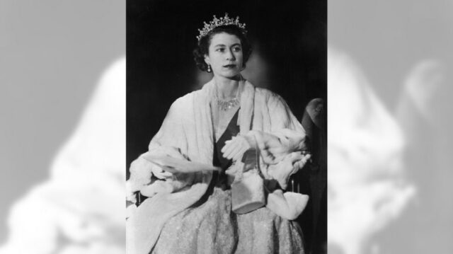 Heute in der Geschichte: 6. Februar, Königin Elizabeth II. Grifft dem Thron an

