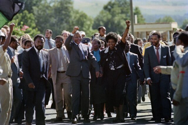 Heute in der Geschichte: 11. Februar, Nelson Mandela entlassen aus dem Gefängnis

