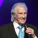 "Es ist eine ziemlich einfache Antwort": Bill Medley von Rightteous Brothers über die Gründe, warum die Tour mit den Rolling Stones auf Tour mit den Beatles überwunden wird