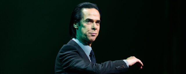 Nick Cave sagt, er unterstütze immer noch die Musik von Kanye West trotz der "enttäuschenden" Kommentare des Rapper des Rappers

