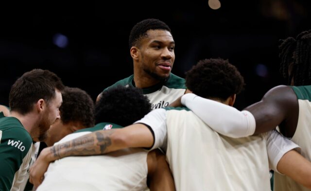 DeMarcus Cousins ​​sagt ein Team voraus, an dem Giannis Antetokounmpo teilnehmen könnte

