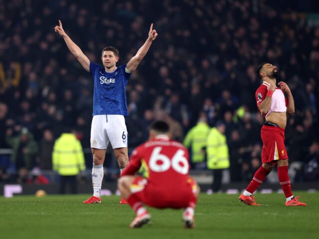 Everton Slow Liverpools Premier League -Steuer mit Verletzungsniveaus

