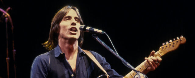 Die Geschichte hinter der Art und Weise, wie die Eagles "Take It" von Jackson Browne von Jackson Browne gefunden und fertiggestellt haben ", haben sie gefunden und fertiggestellt.

