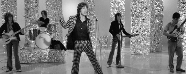 Schauen Sie sich die Rolling Stones an, die "einen der besten" instrumentellen Instrumenten "eines der Felsen aller Zeiten während der Ed Sullivan -Aufführung von Ed Sullivan im Jahr 1969 liefern

