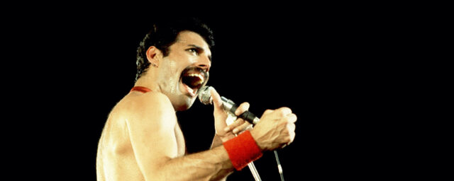 Hinter der Zusammenarbeit Freddie Mercury und Michael Jackson, die Welt hat es vermisst

