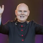 Die Smashing Pumpkins für Billy Corgan, um Gene Simmons, Pat Benatar und mehr Stars in einem neuen Podcast "The Others" zu interviewen, "The Others".