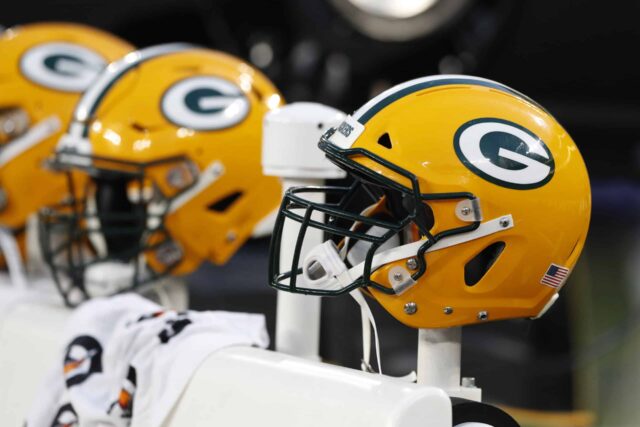 Packers -Veteran, der versucht, 2 -Staffel -Spieler zu rekrutieren

