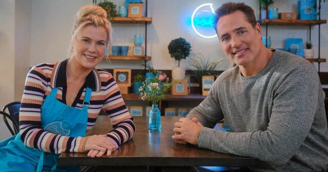 Der Star von "Hannah Swensen" Victor Webster spielt auf Chad an, die romantische Zukunft von Hannah

